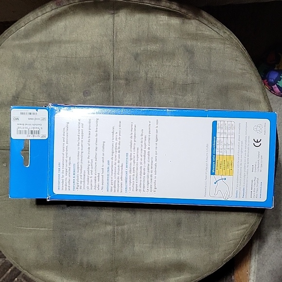 Exoform Left hand Wrist brace with Velcro attachment, adjustable, universal size - Picture 3 of 6